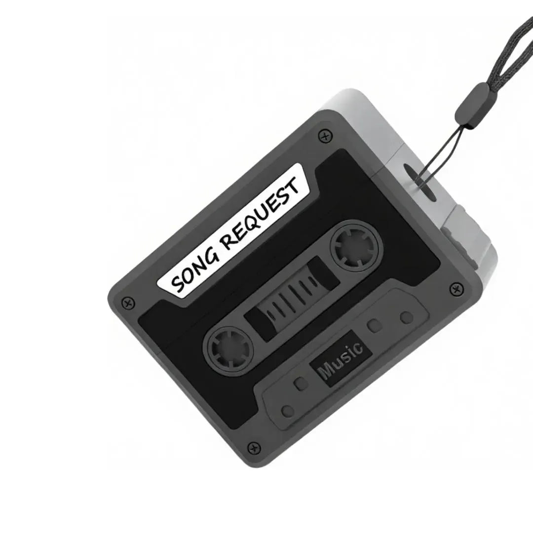 Boîtier AirPods cassette noire vue de dessus avec attache dragonne