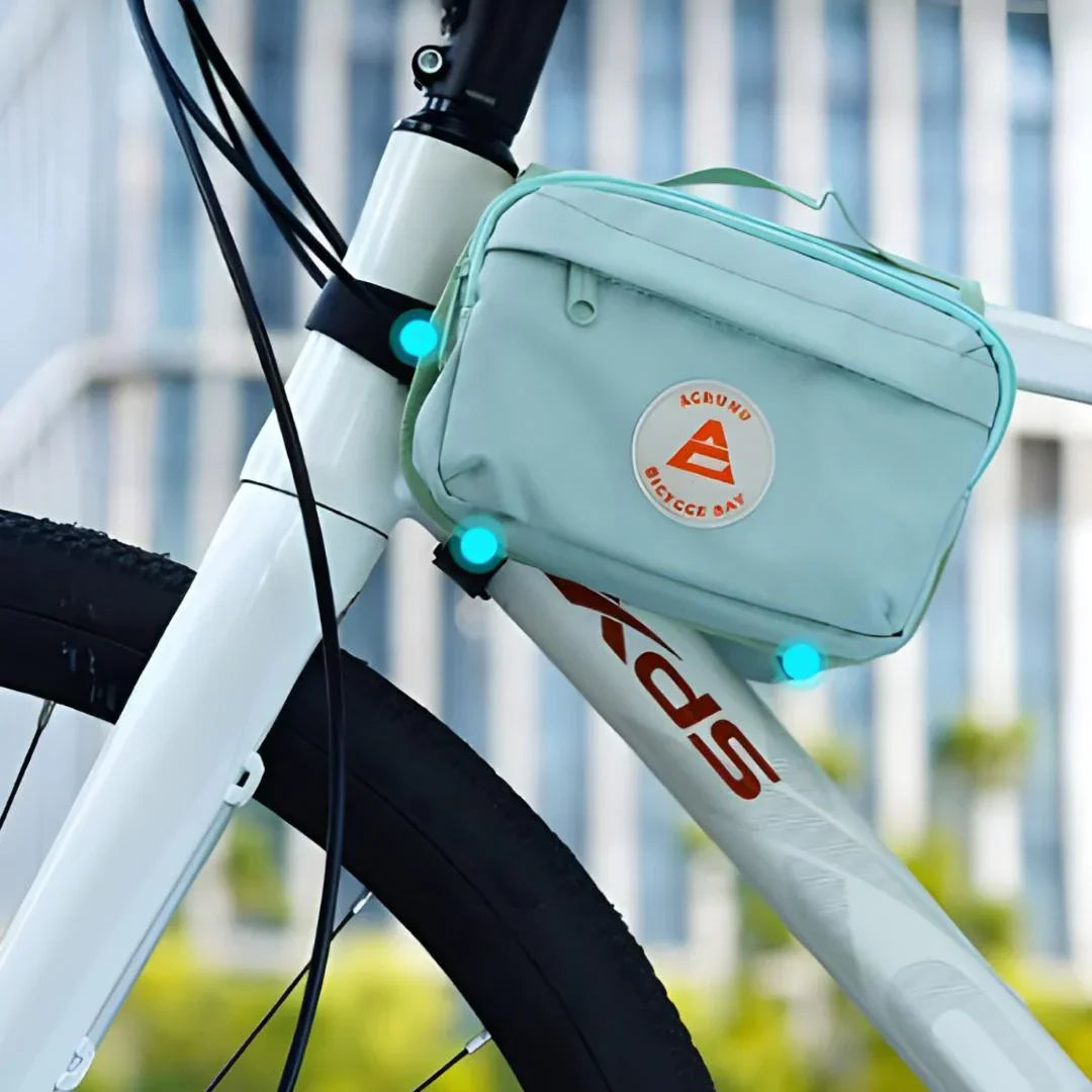 Focus sur les points d’attache du sac de cadre vélo – fixation sécurisée sur le cadre