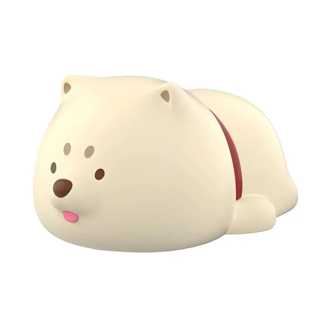 Veilleuse enfant en forme de shiba inu beige, modèle Mishka, sur fond blanc