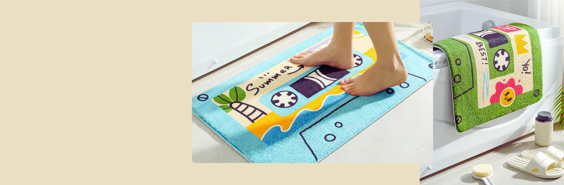 bannière tapis de bain cassete, mise en avant du modèle bleu clair avec des pieds visibles et du modèle vert posé sur un rebord de baignoire