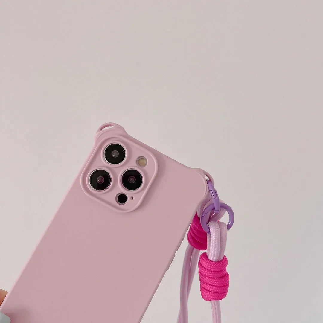 Vue arrière de la coque rose avec attache du cordon au coin supérieur droit